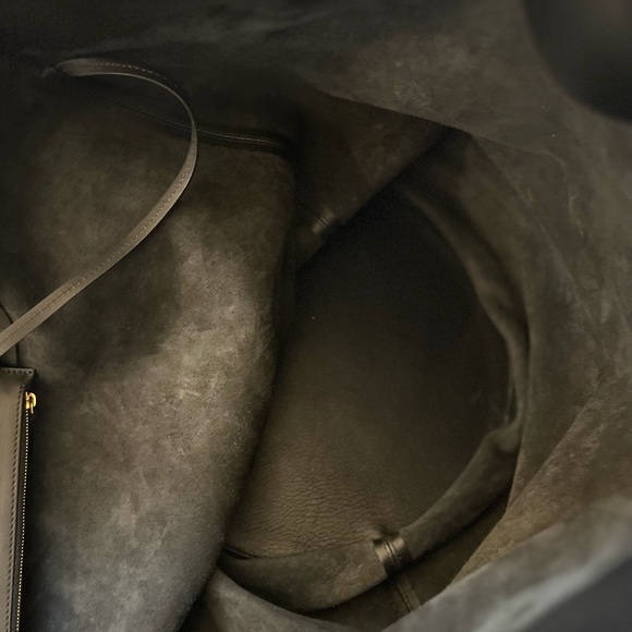 🛑SOLD!🛑 KHAITE Osa Tote LARGE Black Leather - Picture 11 of 13